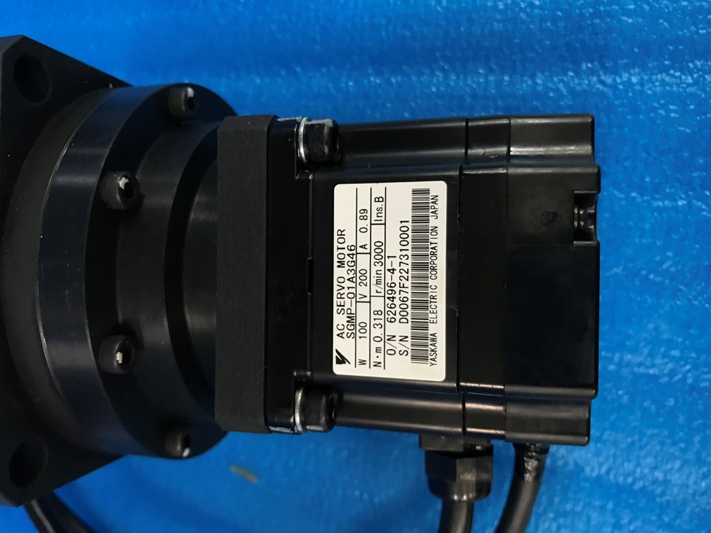 中古YASKAWA SGMP-08A314 ACサーボモーター 750W(KBYR60805D073) 中古YASKAWA SGM-08A314 ACサーボモーター 750W(KBYR60805D074)