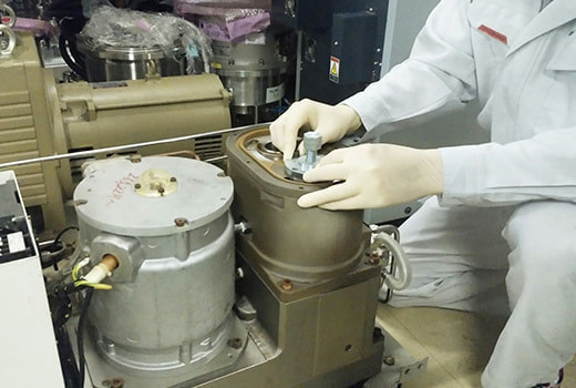 様々な真空ポンプの取り扱い、 動作確認後の出荷可能です